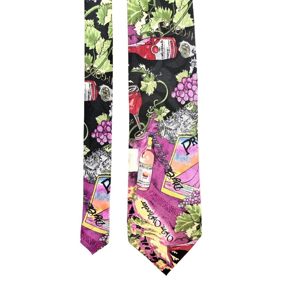 Nicole Miller 1991 Vintage Men Silk Tie Wine Vineyard Grapes Novelty Print Black